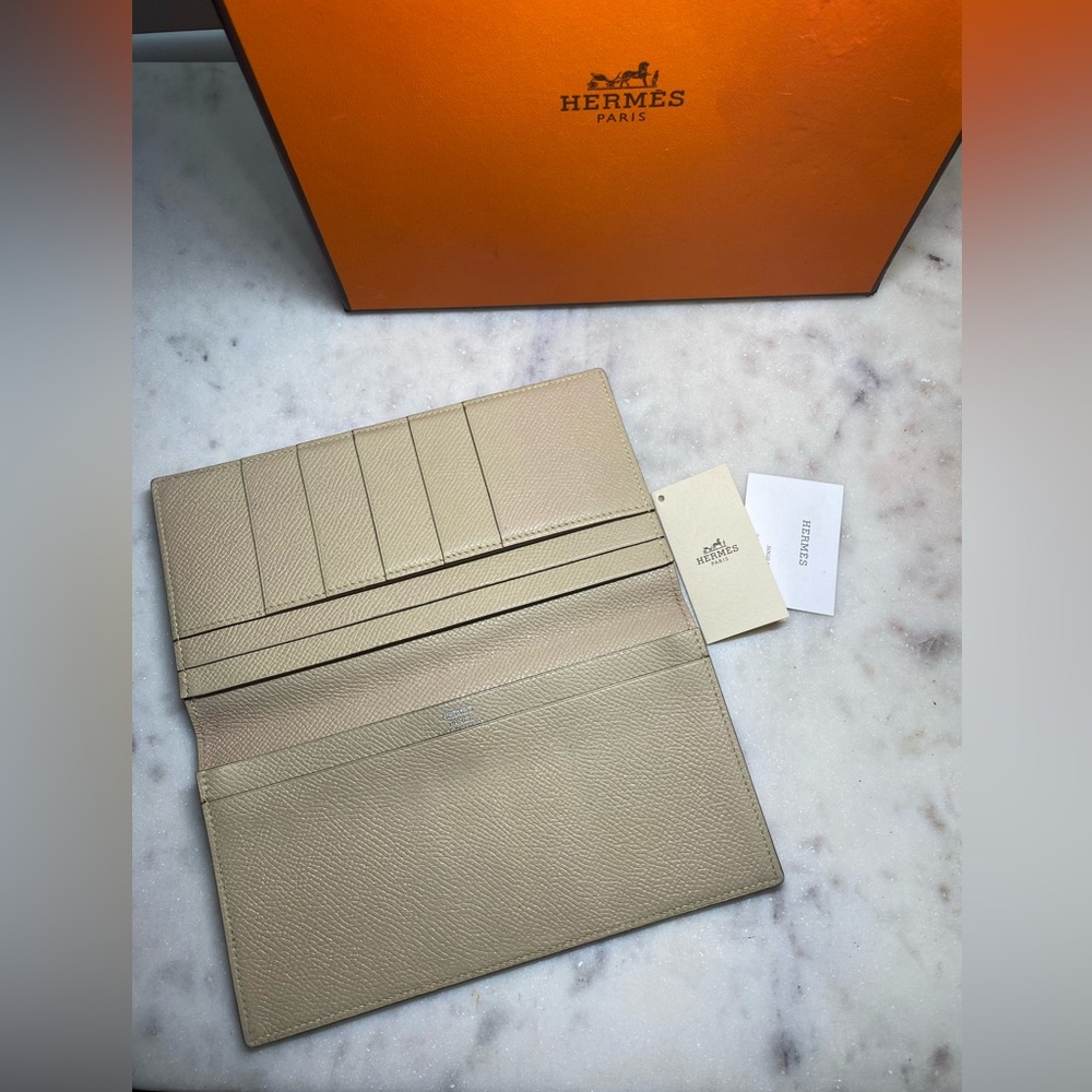 Hermes Citizen Wallet - Picture 5 of 9